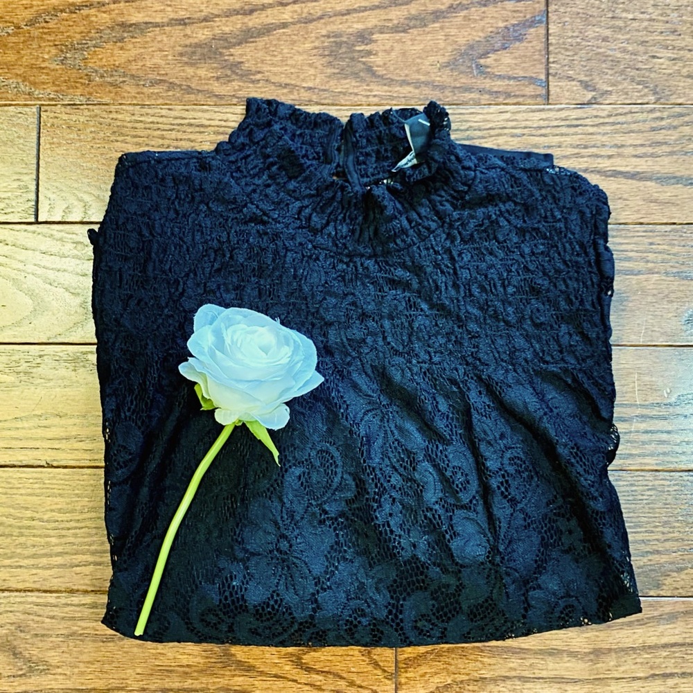 Long Sleeve Lace Blouse